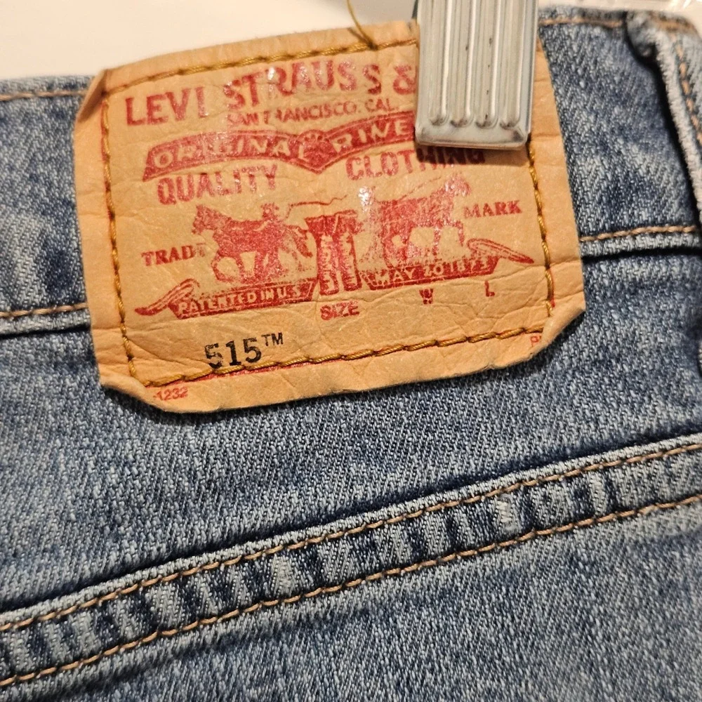 Levi's Jeans Womens 12 Blue 515 Nouveau Capris Raw Hem Stretch Denim Cropped